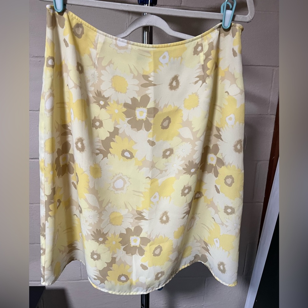 Apostrophe Yellow Flower Womens Skirt - Size 16